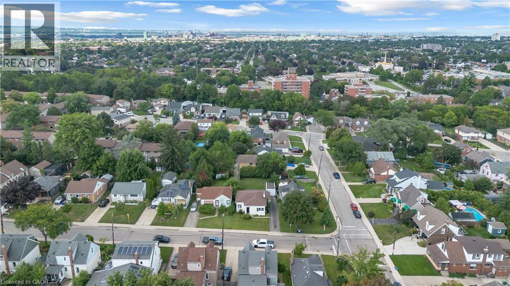 31 Scotia Avenue Property Photo 37