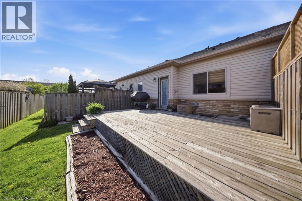 10 Cobblestone Drive Unit# 35 Property Photo 17