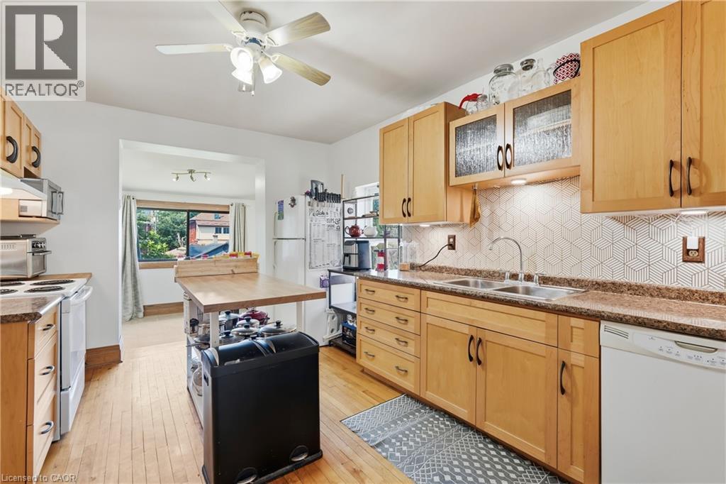 60 Oliver Street Property Photo 11