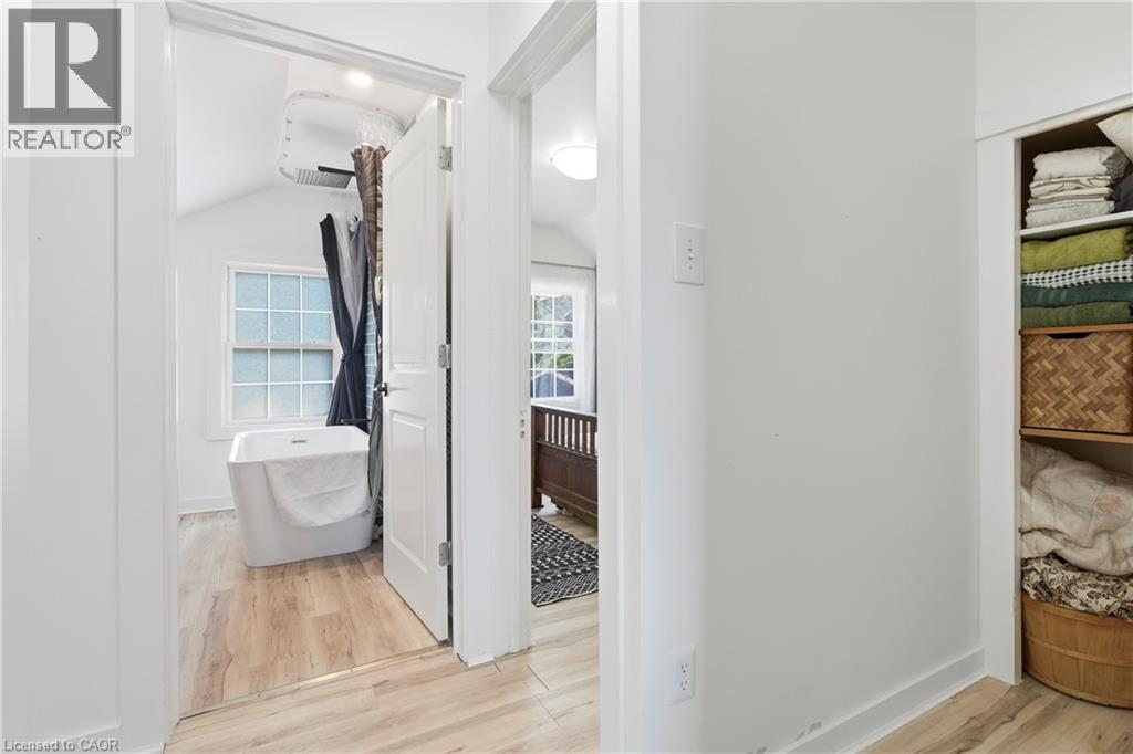 60 Oliver Street Property Photo 20