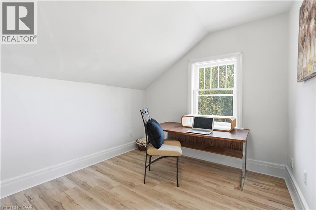 60 Oliver Street Property Photo 26
