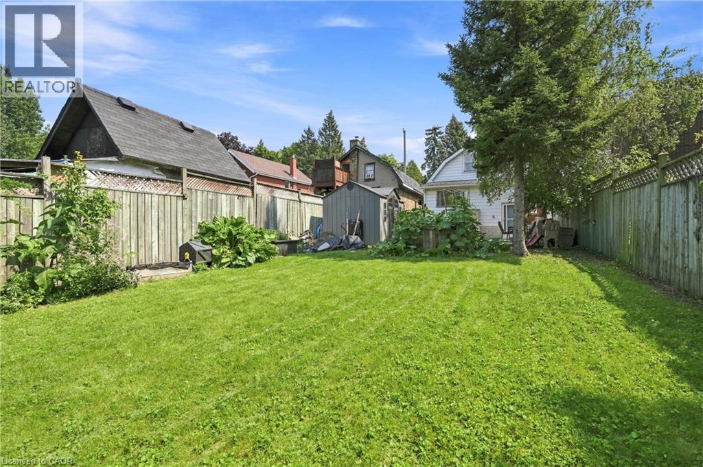 60 Oliver Street Property Photo 31