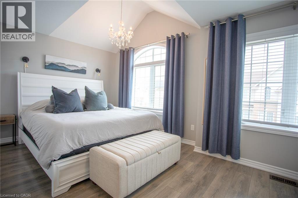 18 England Terrace Property Photo 15