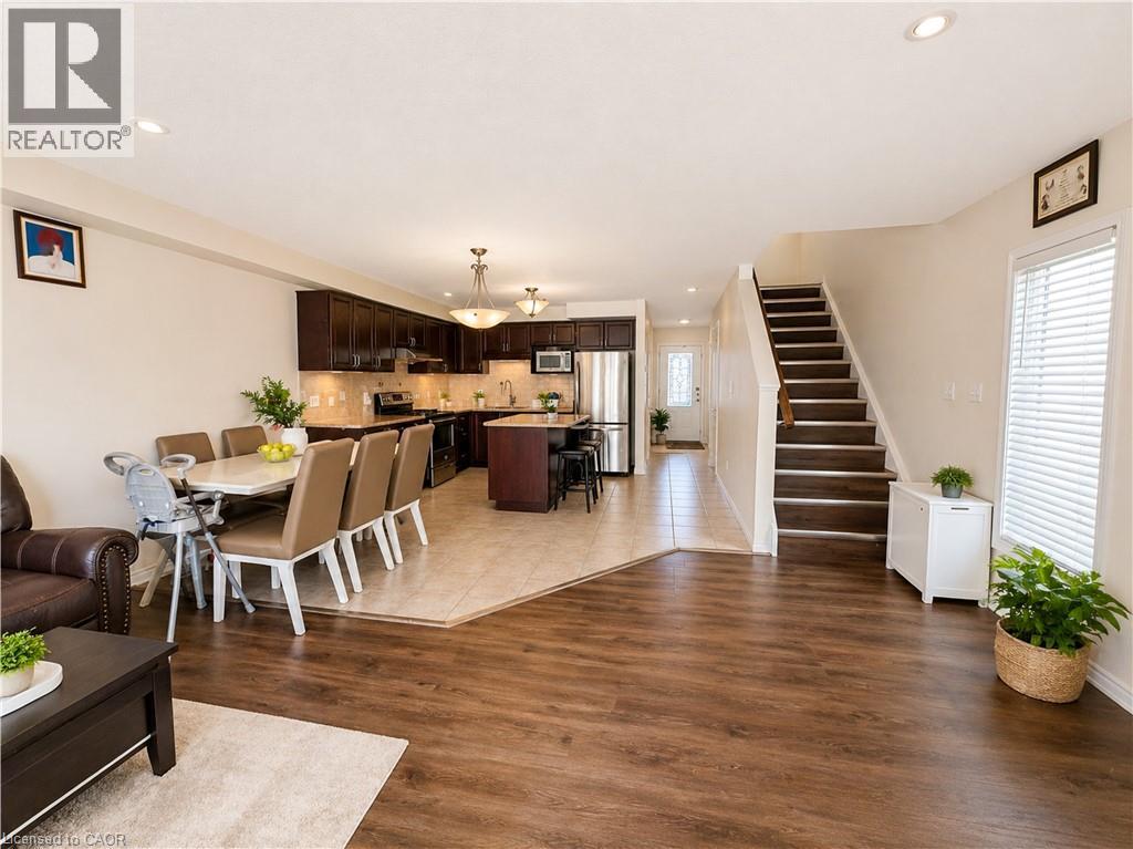 1364 Countrystone Drive Unit# Upper Property Photo 3