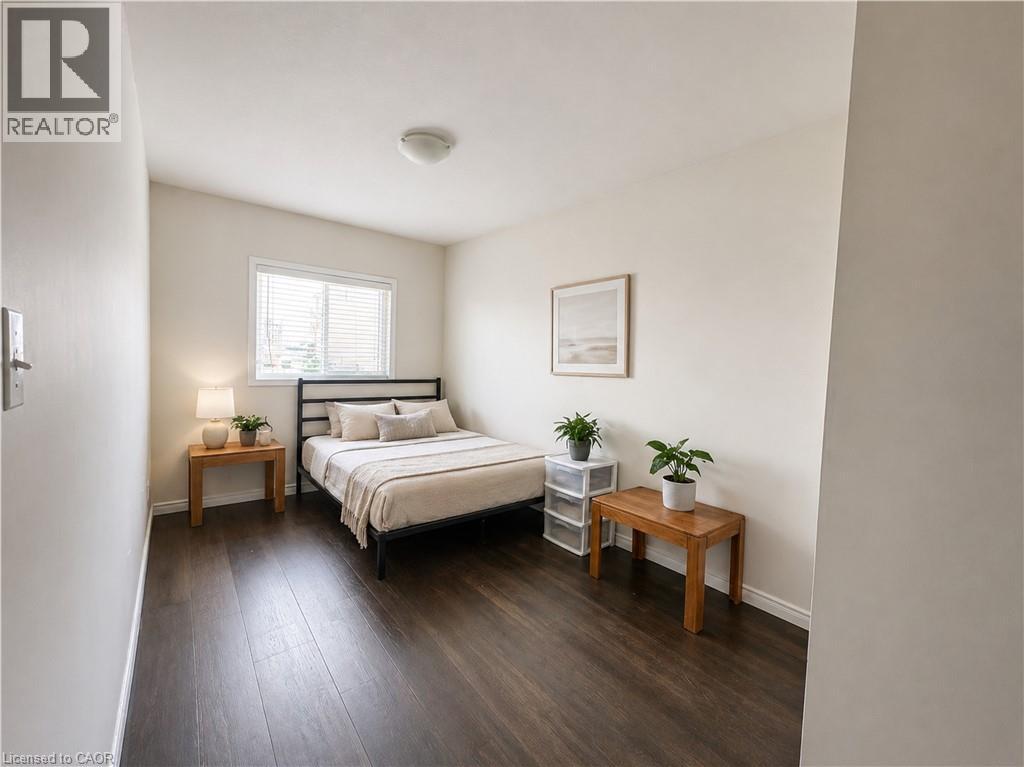 1364 Countrystone Drive Unit# Upper Property Photo 13