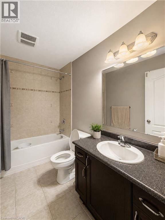 1364 Countrystone Drive Unit# Upper Property Photo 14