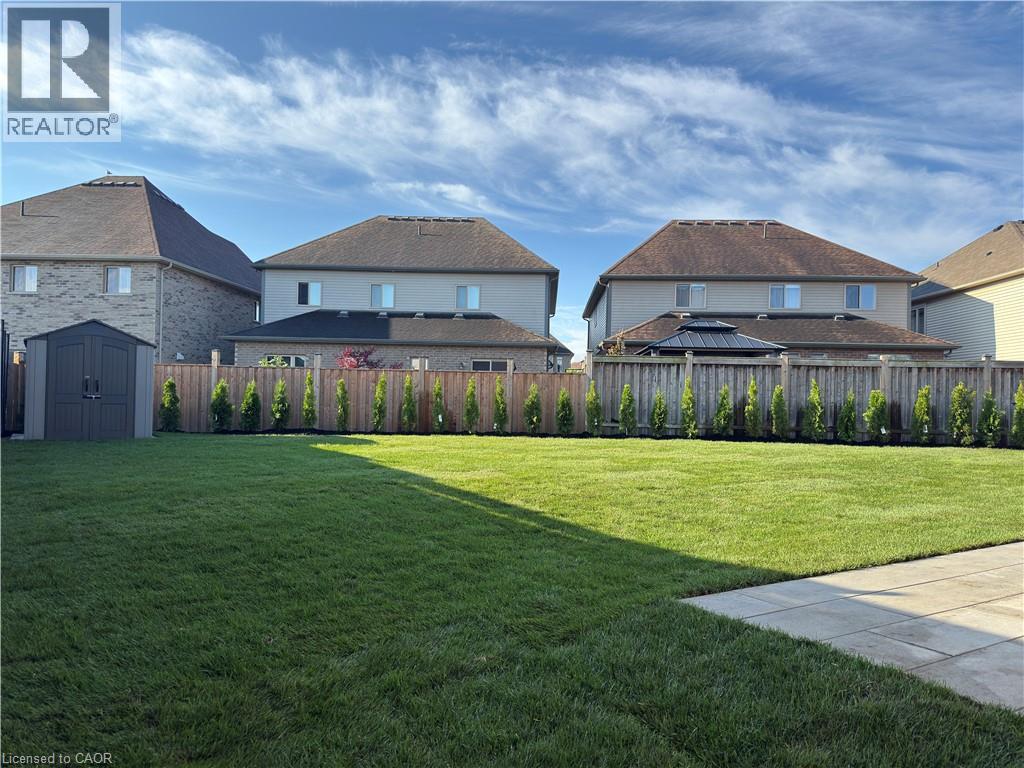 923 Eaglecrest Court Property Photo 40