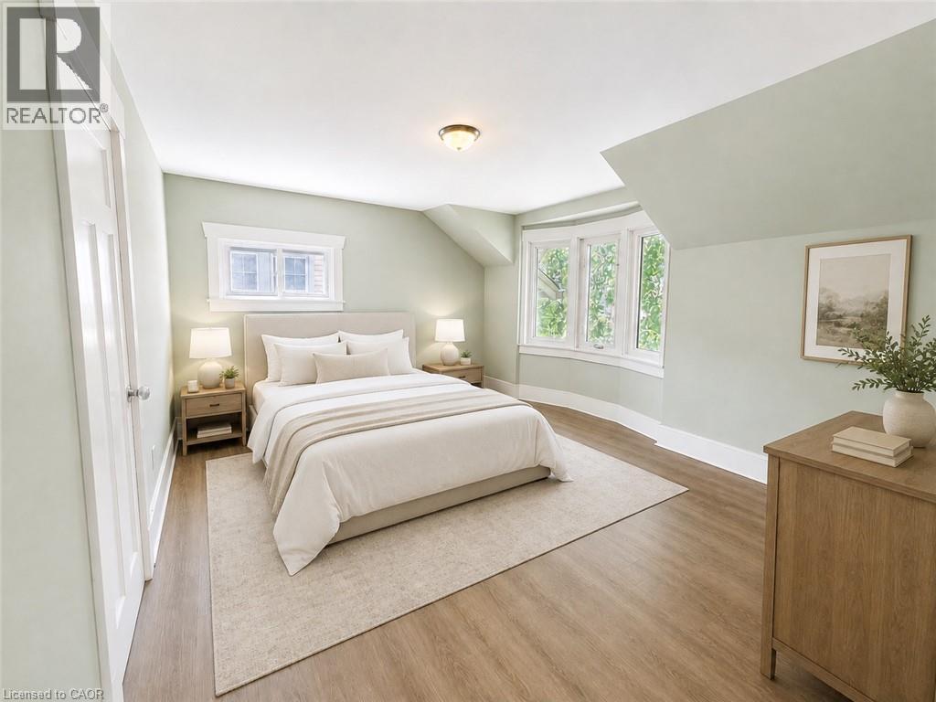 45 Fairleigh Crescent Unit# 2 Property Photo 8