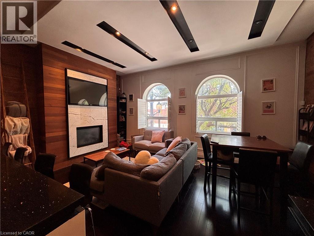 301 James Street N Unit# Upper Property Photo 2