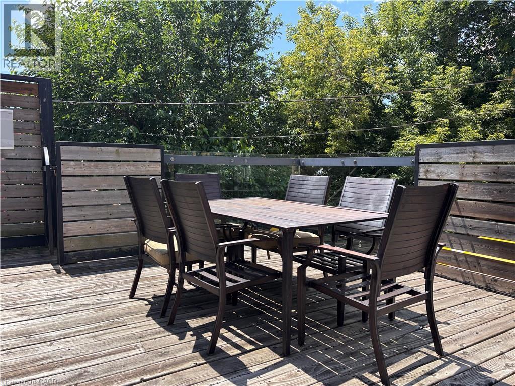 301 James Street N Unit# Upper Property Photo 8