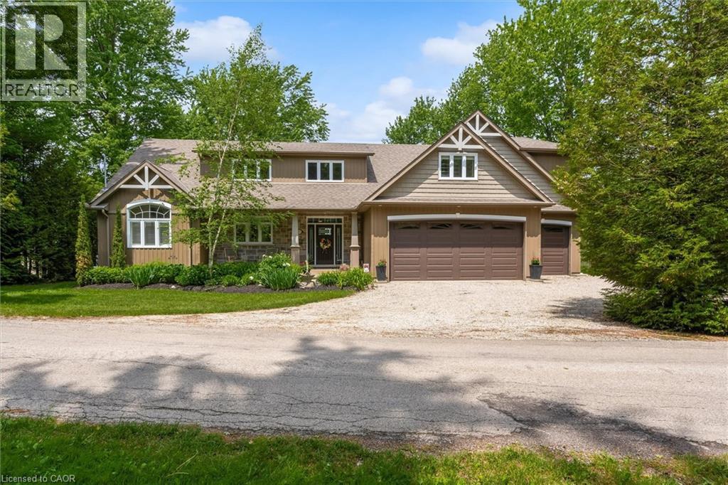 40 Third Line Road Property Photo 1