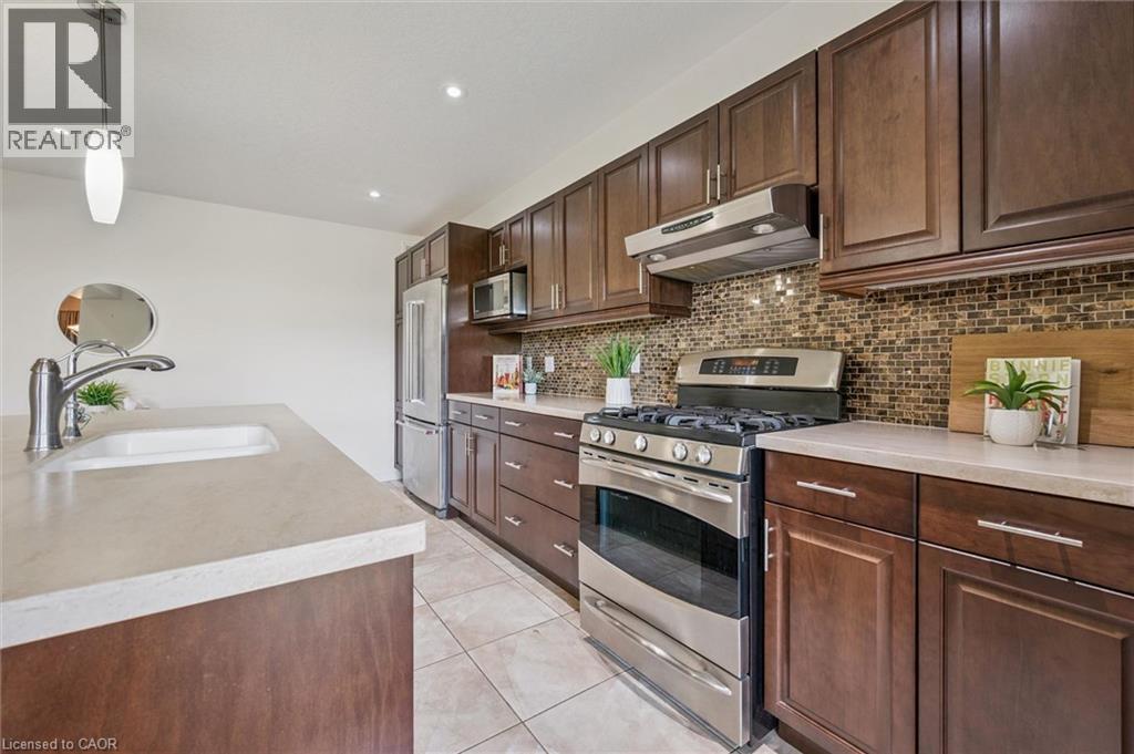 31 Townsend Drive Unit# 70 Property Photo 12