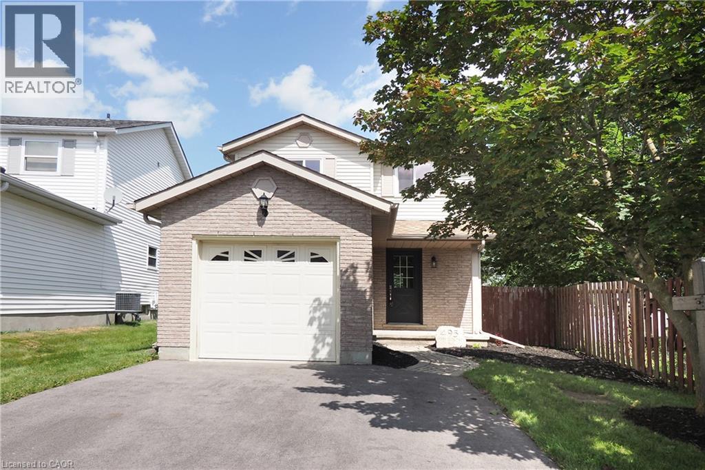 495 Misty Crescent Property Photo 1