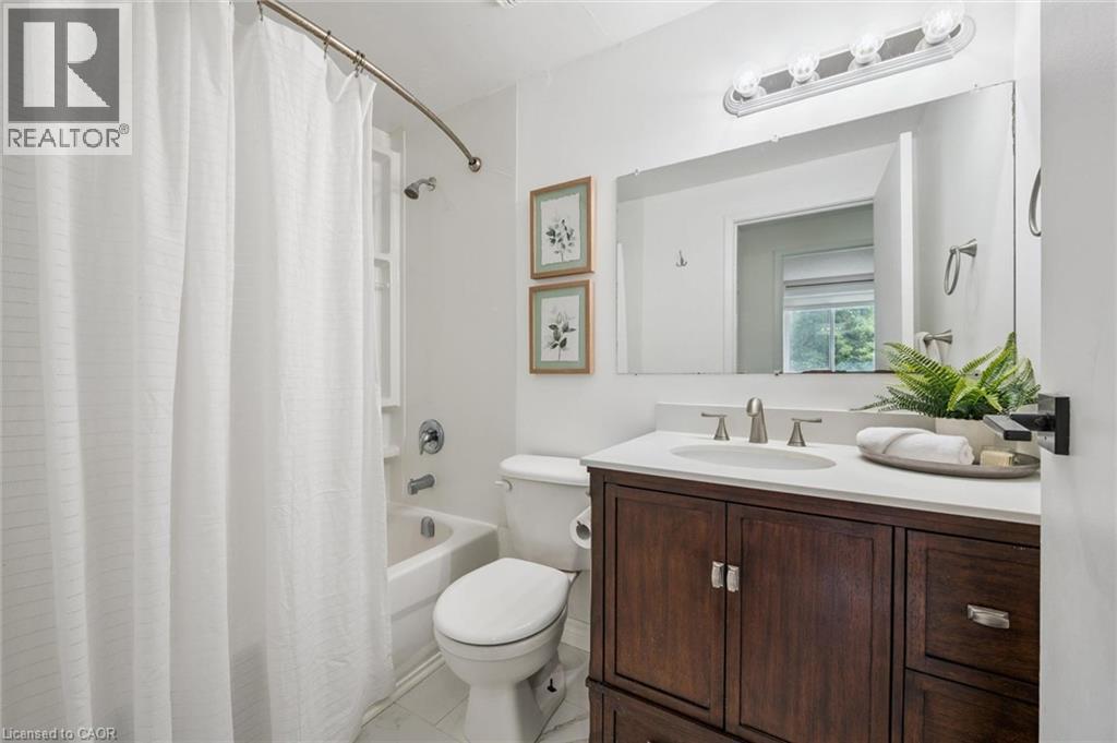 275 Eiwo Court Unit# 210 Property Photo 26