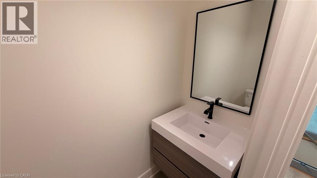 97 Everett Common Property Photo 16