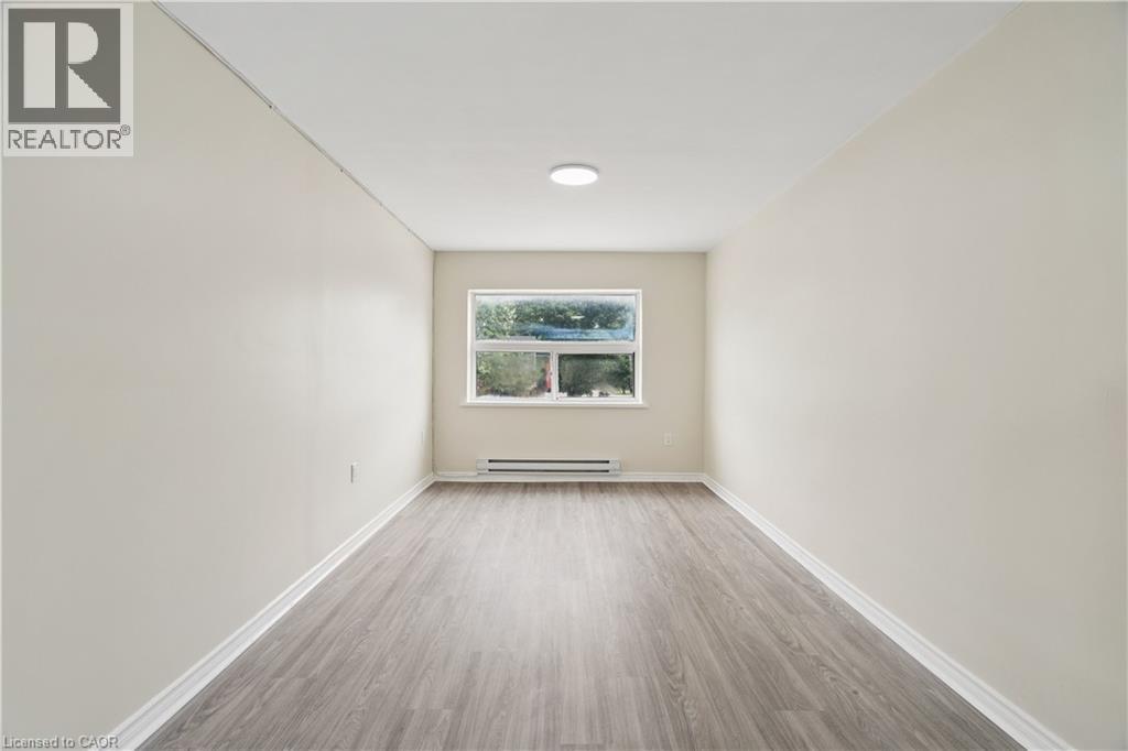 1 Elgin St N Unit# 1b Property Photo 11
