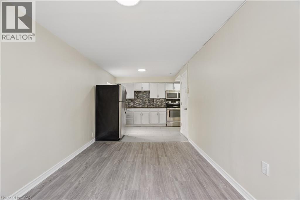 1 Elgin St N Unit# 1b Property Photo 12