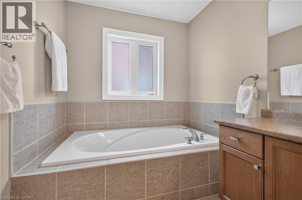 31 Sunvale Place Unit# 8 Property Photo 22