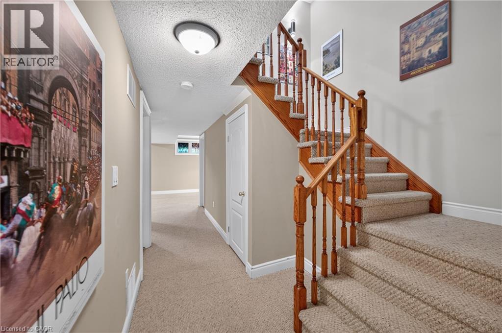 31 Sunvale Place Unit# 8 Property Photo 29