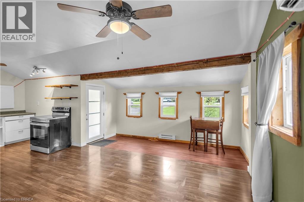 995 Mcdowell Road E Property Photo 7