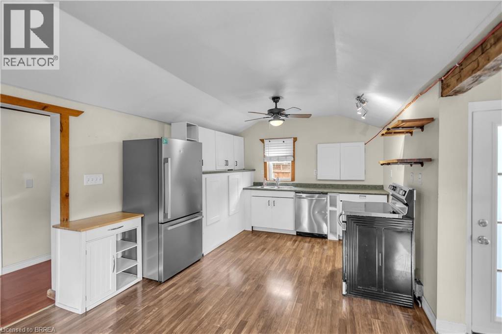 995 Mcdowell Road E Property Photo 12