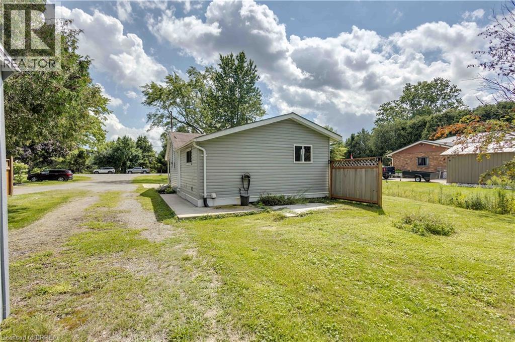 995 Mcdowell Road E Property Photo 25