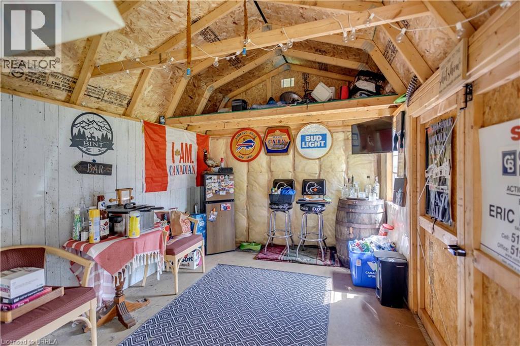 995 Mcdowell Road E Property Photo 29