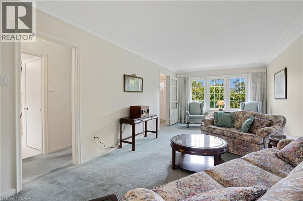 272 Sheldon Avenue N Property Photo 25