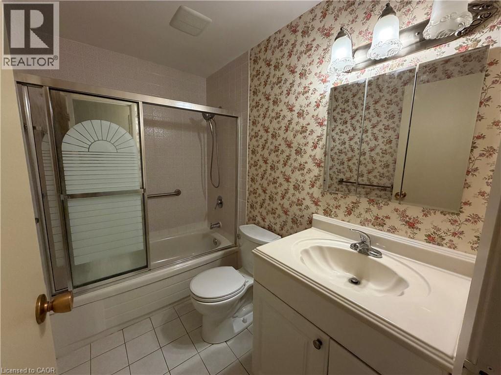 148 Pepperwood Crescent Unit# Upper Property Photo 12