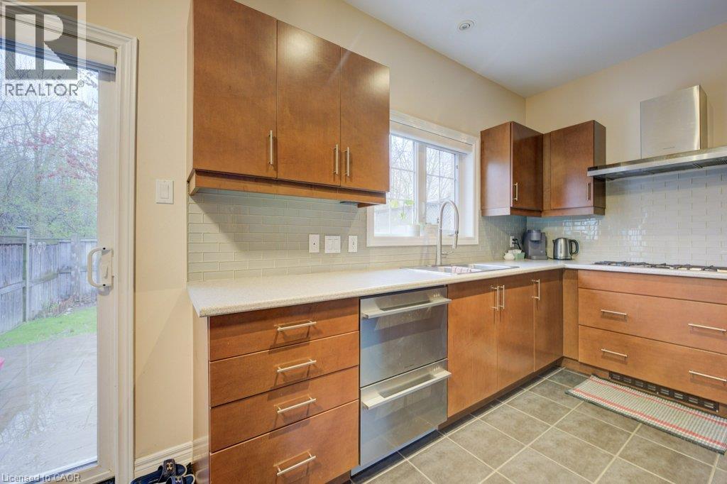 28 Glendarling Crescent Property Photo 10