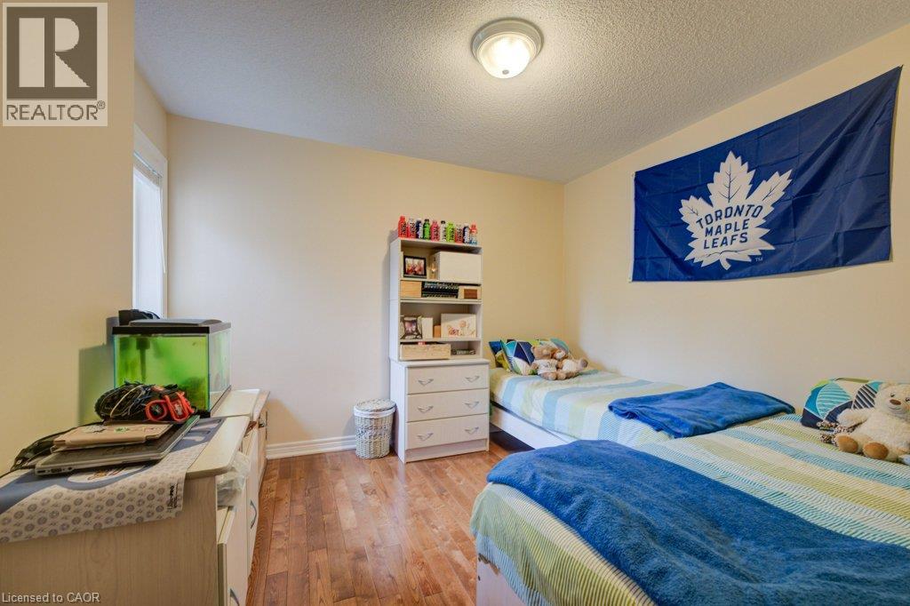28 Glendarling Crescent Property Photo 21