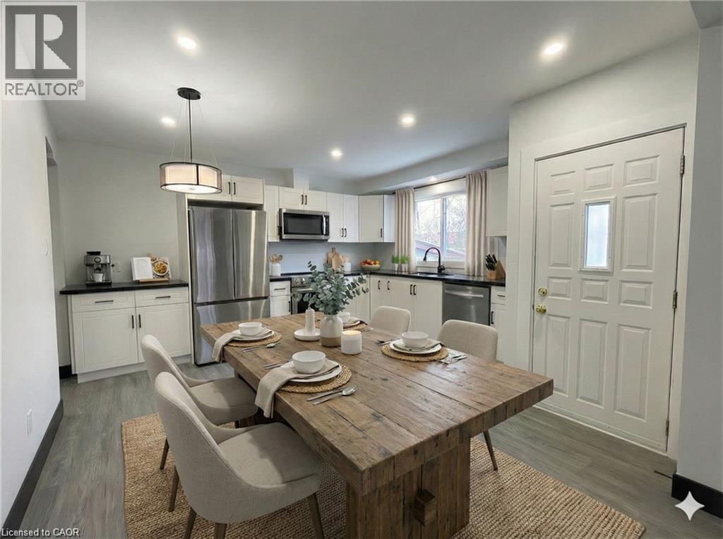 1048 Fennell Avenue E Unit# Main Photo de la propriété 1