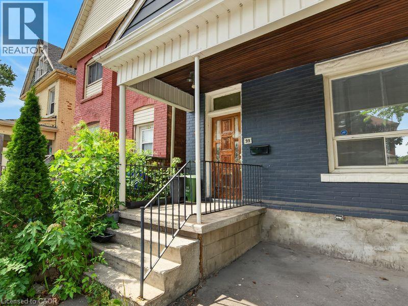 99 Leeming Street Property Photo 3