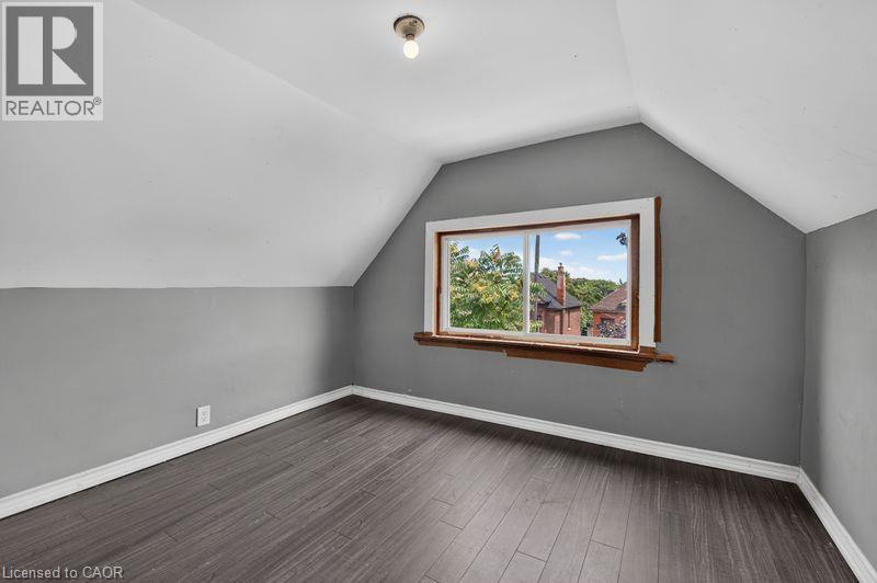 99 Leeming Street Property Photo 20