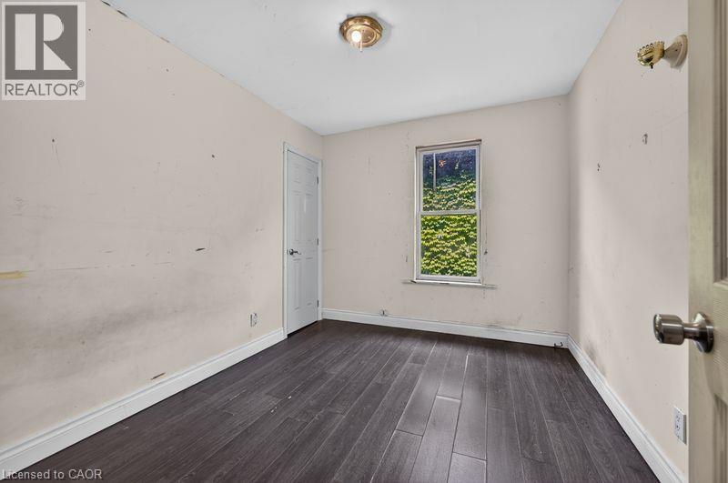 99 Leeming Street Property Photo 22