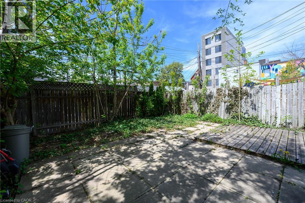 99 Leeming Street Property Photo 43
