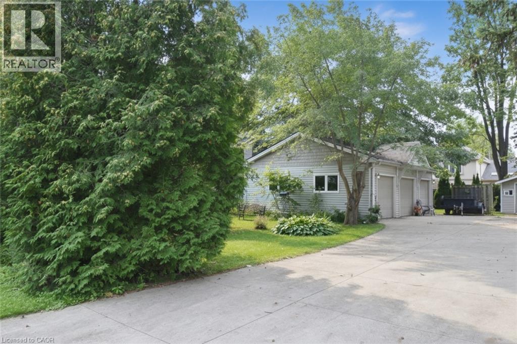 120 Eaglewood Boulevard Property Photo 5