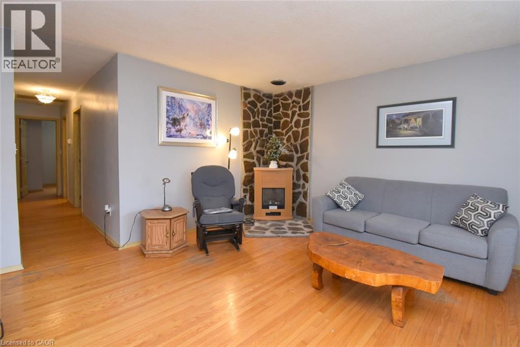 120 Eaglewood Boulevard Property Photo 13