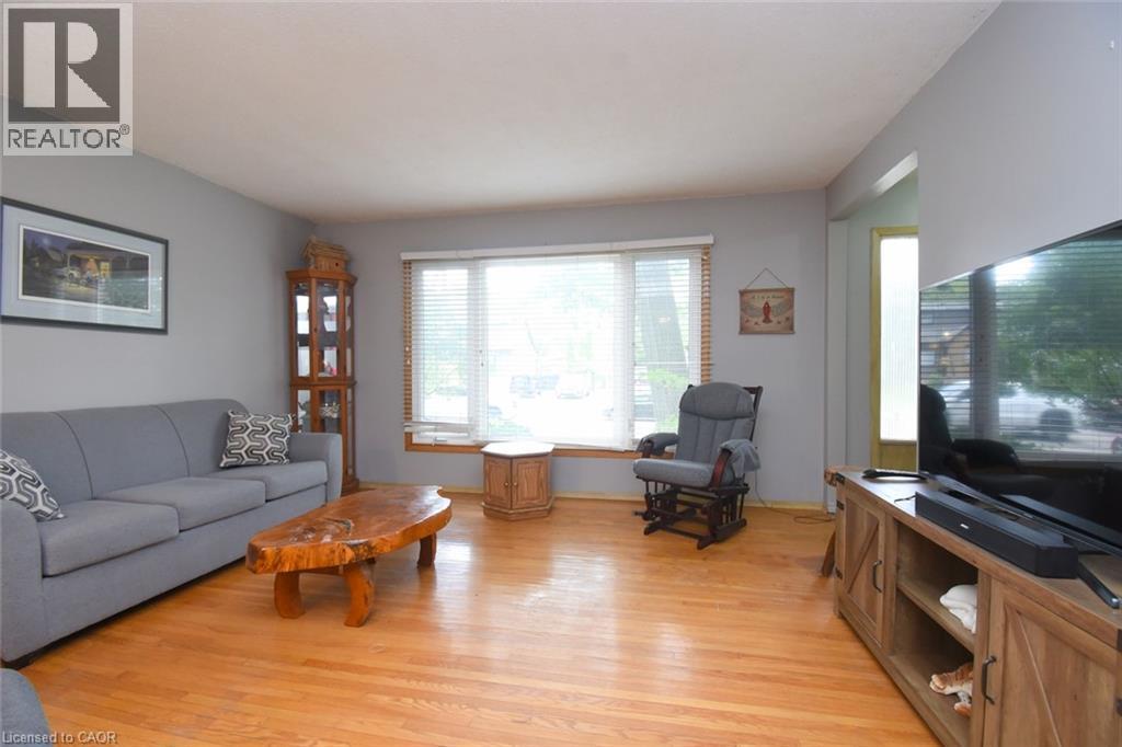 120 Eaglewood Boulevard Property Photo 14