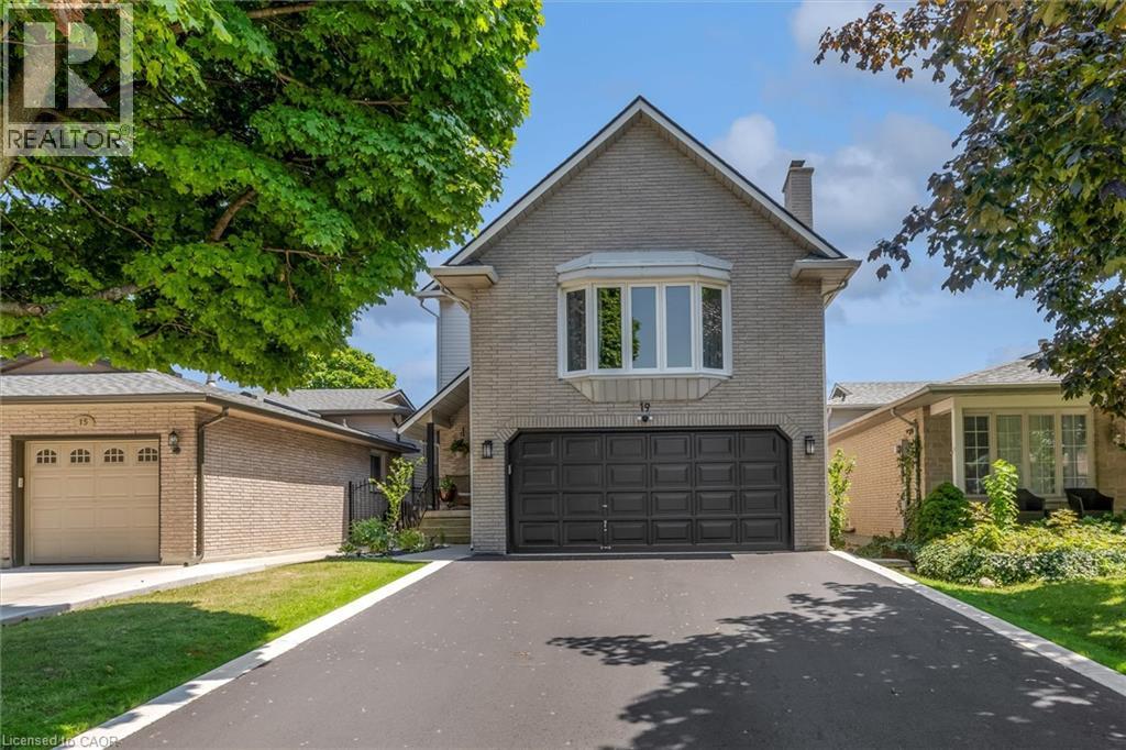 19 Millpond Place Property Photo 1