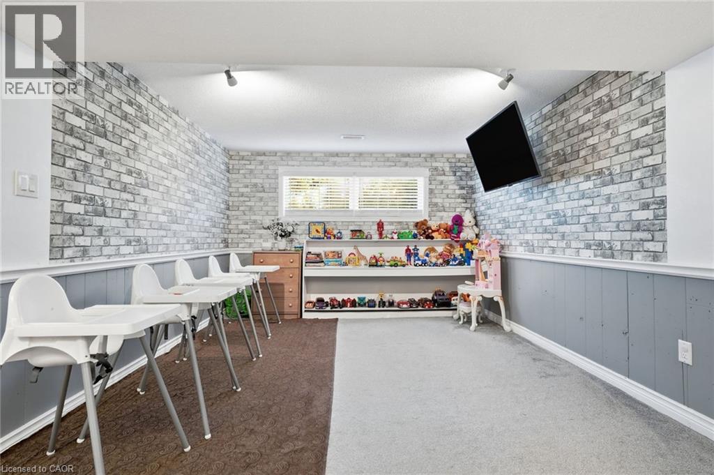 50 Adis Avenue Property Photo 30