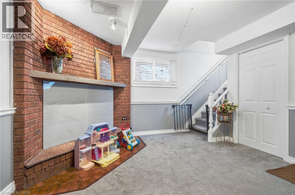 50 Adis Avenue Property Photo 32