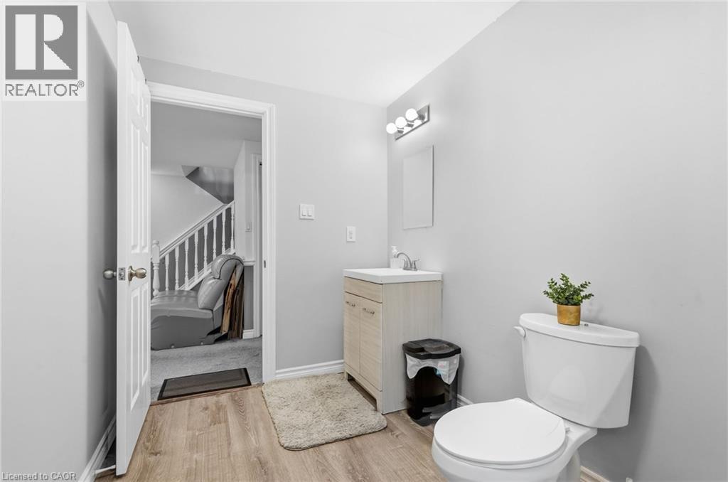 50 Adis Avenue Property Photo 35
