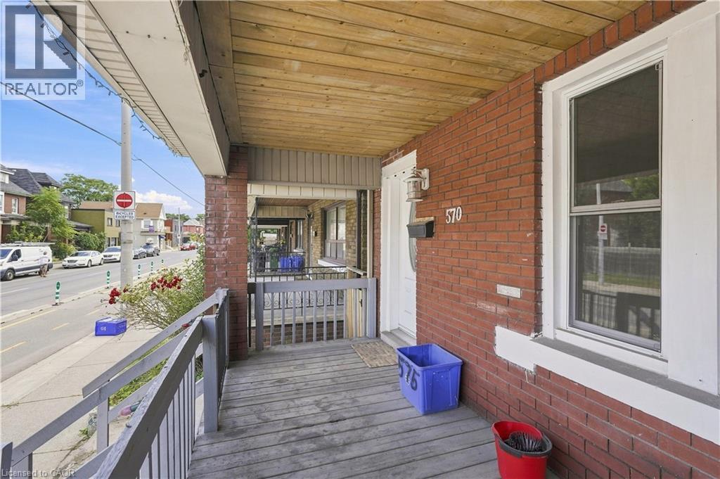 570 Cannon Street E Property Photo 7
