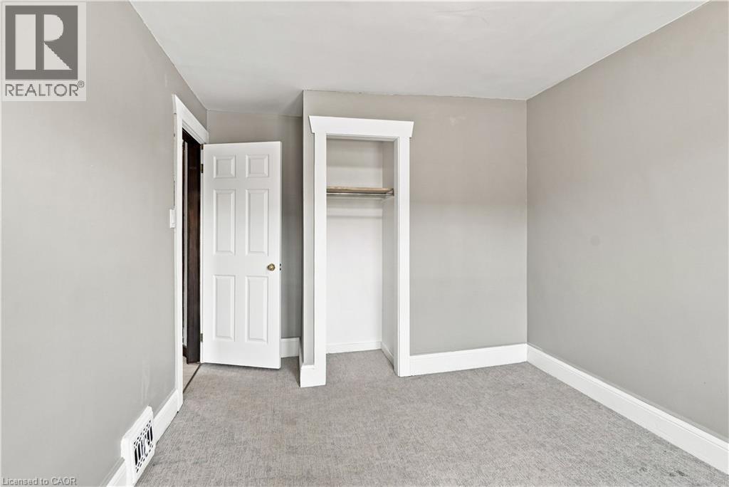 570 Cannon Street E Property Photo 26