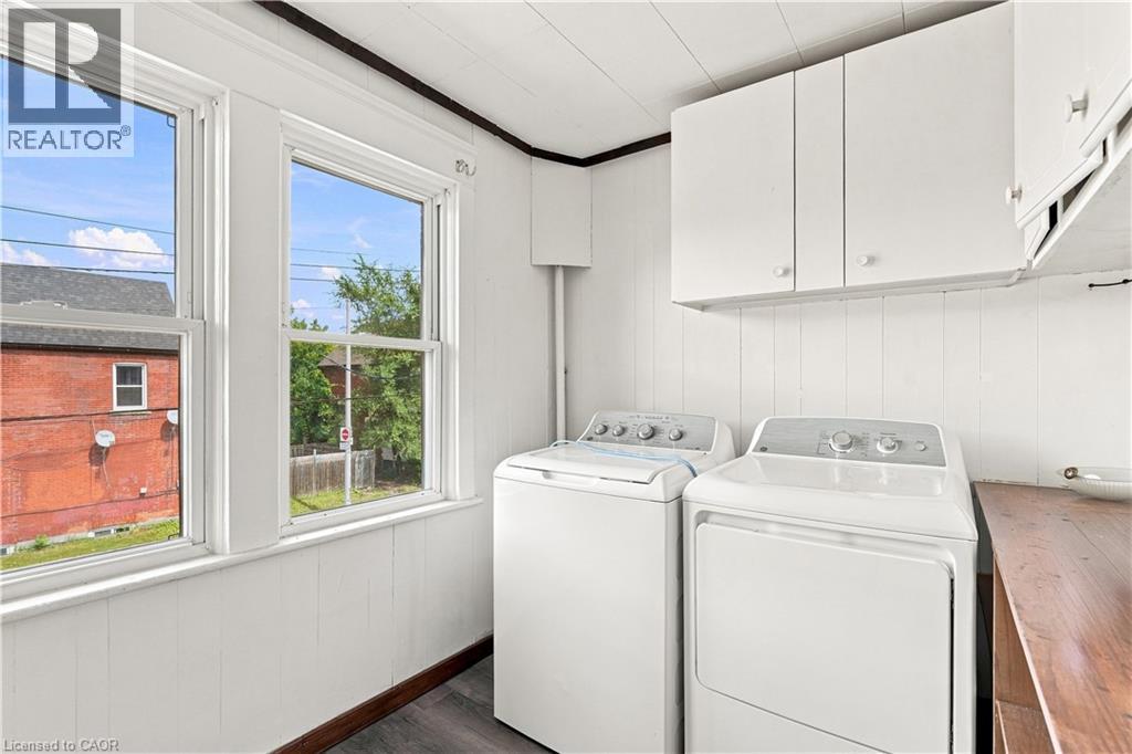 570 Cannon Street E Property Photo 27