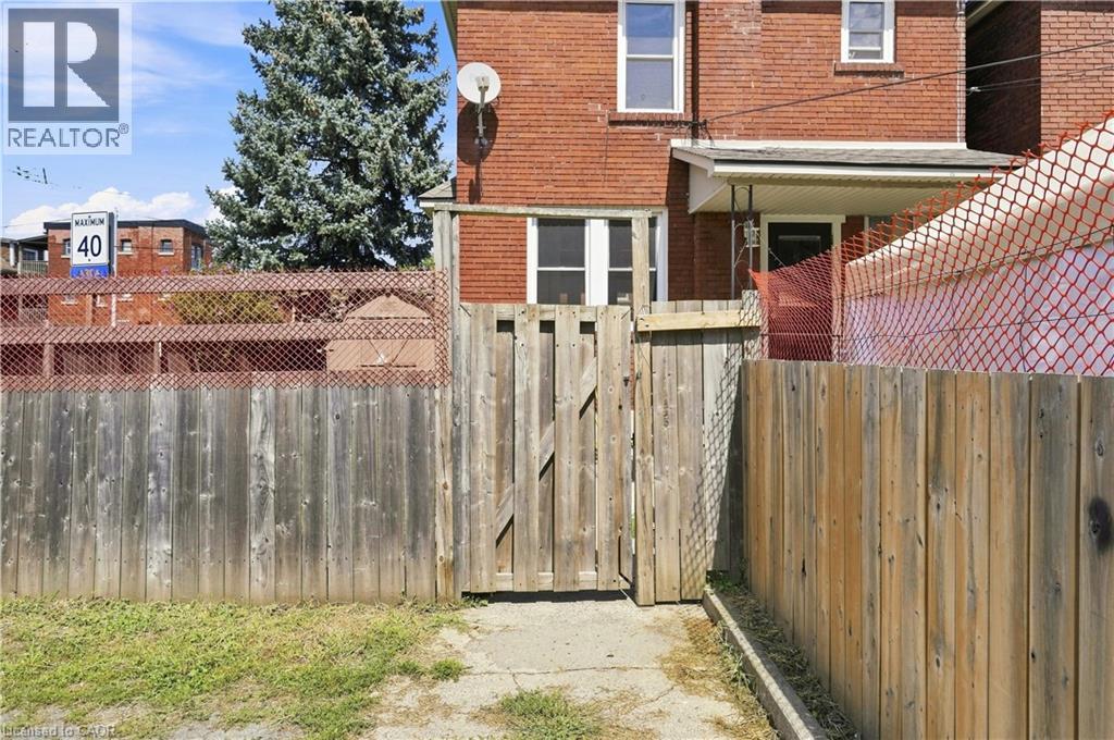 570 Cannon Street E Property Photo 42