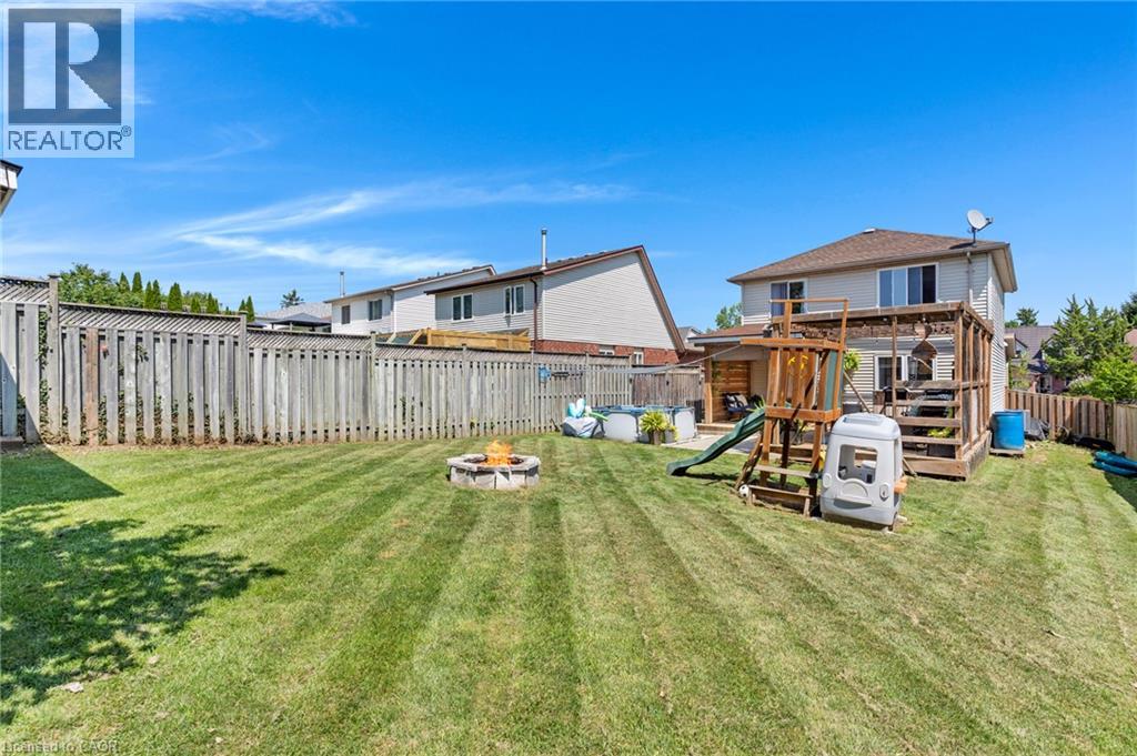 311 Misty Crescent Property Photo 33