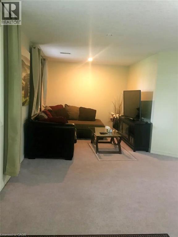 2111 Countrystone Place Unit# Lower Property Photo 4
