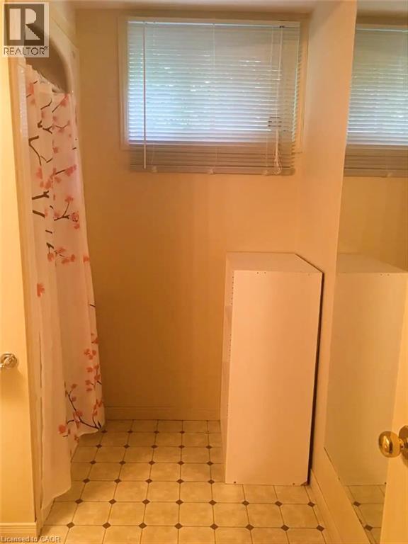 2111 Countrystone Place Unit# Lower Property Photo 8